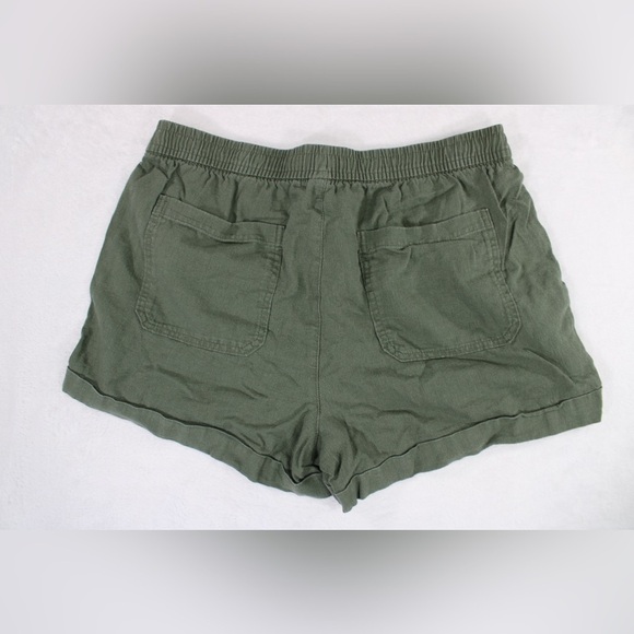 Old Navy High Rise Linen Viscose Womens Medium Army Green Shorts‎ Pockets - Picture 2 of 8